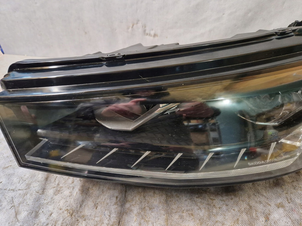 Frontscheinwerfer Skoda Fabia IV 6VB941015A FALSE Scheinwerfer Headlight SCH7977915238xx