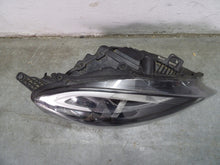 Laden Sie das Bild in den Galerie-Viewer, Frontscheinwerfer Volvo V40 31283335 Xenon Rechts Scheinwerfer Headlight SCH2315301976ie