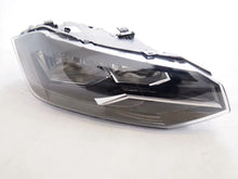 Laden Sie das Bild in den Galerie-Viewer, Frontscheinwerfer VW Polo 2G1941006 FALSE Scheinwerfer Headlight SCH1845260190lm