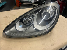 Laden Sie das Bild in den Galerie-Viewer, Frontscheinwerfer Porsche Cayenne 7P5941031CF Links Scheinwerfer Headlight SCH3738888742bq