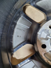 Load image into Gallery viewer, 1x Alufelge 16 Zoll 6.5" 5x114.3 44ET 52910CM100 Hyundai Kona Niro Rim Wheel FEL2932156050af