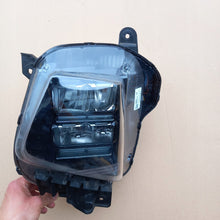 Laden Sie das Bild in den Galerie-Viewer, Frontscheinwerfer Hyundai Tucson 92101-N7000 LED Links Scheinwerfer Headlight