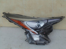 Laden Sie das Bild in den Galerie-Viewer, Frontscheinwerfer Toyota Prius Ein Stück (Rechts oder Links) Headlight SCH5952107193mb
