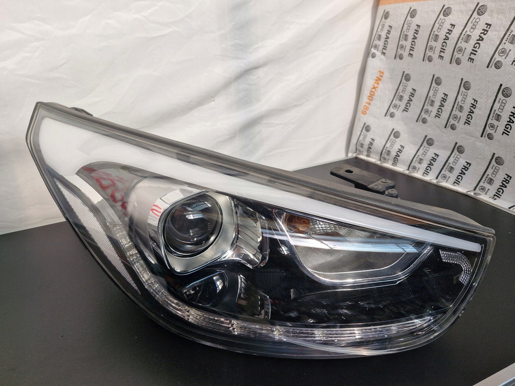 Frontscheinwerfer Hyundai Ix35 LED Rechts Scheinwerfer Headlight SCH2418744442mt