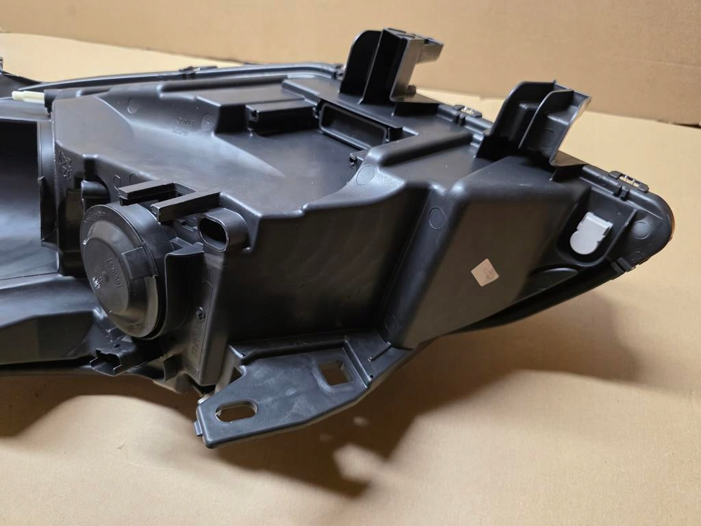 Frontscheinwerfer Renault Scenic 260108250R Rechts Scheinwerfer Headlight SCH8749436098su