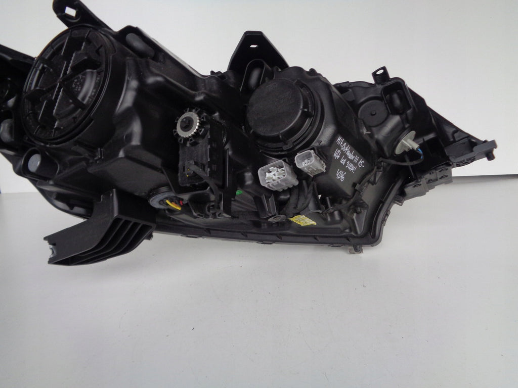 Frontscheinwerfer Mitsubishi Outlander III 8301C8-53 LED Rechts oder Links