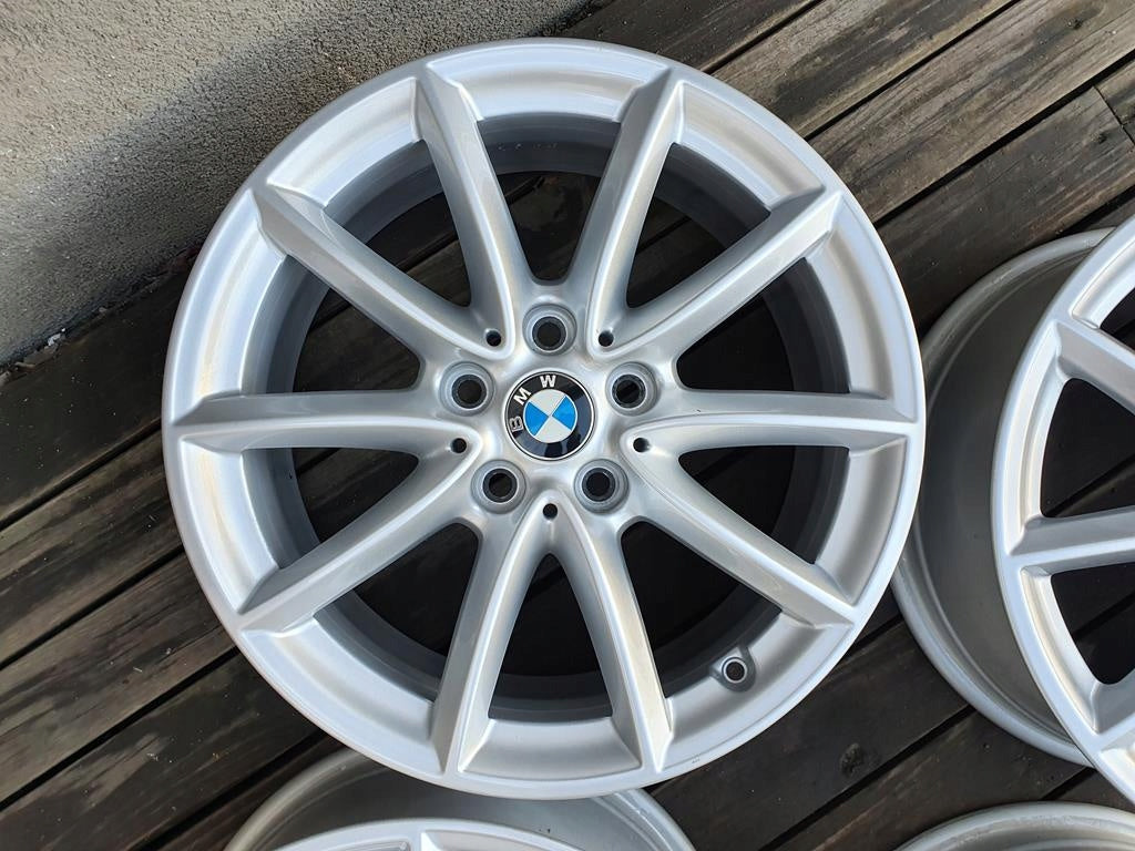 4x Alufelge 17 Zoll 7.5" 5x112 52ET Glanz Silber 6856061- BMW F45 F39 X1 F48 F46 FEL7732444917cm