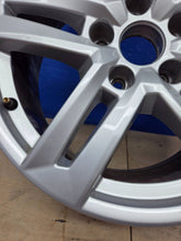 Load image into Gallery viewer, 1x Alufelge 17 Zoll 7.0" 5x112 37ET Glanz 8W0601025P Audi A4 B9 Rim Wheel FEL6272641047tw