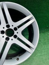 Load image into Gallery viewer, 1x Alufelge 19 Zoll 8.5" 5x112 35ET Glanz Silber A2304014602 Mercedes-Benz Amg FEL2061621861ta