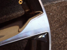 Laden Sie das Bild in den Galerie-Viewer, 1x Alufelge 18 Zoll 7.0&quot; 5x114.3 50ET 9965417080 Mazda Cx3 Cx-3 Rim Wheel