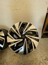 Laden Sie das Bild in den Galerie-Viewer, 4x Alufelge 21 Zoll 9.0" 5x112 42ET 11A601025E VW Rim Wheel FEL6810457054tq