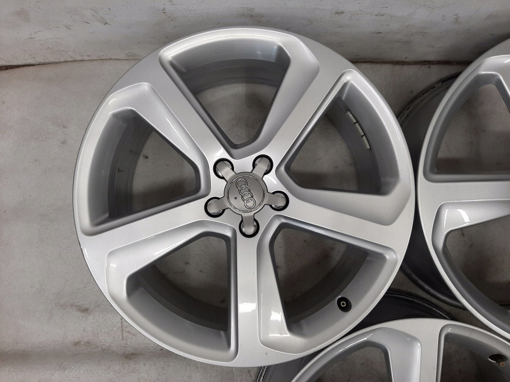4x Alufelge 20 Zoll 8.5" 5x112 33ET Glanz Silber 8R0601025CJ Audi C7 A4 B8 FEL1295113583zw