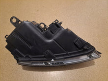 Load image into Gallery viewer, Frontscheinwerfer Audi A8 4H0941029R Xenon Links Scheinwerfer Headlight