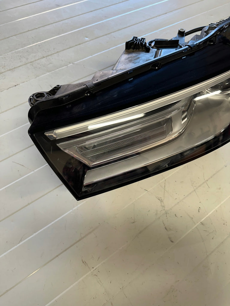 Frontscheinwerfer Audi Q5 80A941005 Xenon Links Scheinwerfer Headlight