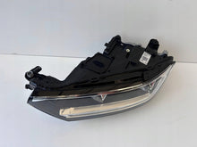 Laden Sie das Bild in den Galerie-Viewer, Frontscheinwerfer VW T-Roc 2GA941035AR Links Scheinwerfer Headlight SCH3534562333ws