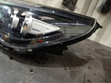 Laden Sie das Bild in den Galerie-Viewer, Frontscheinwerfer Hyundai I30 III 92101-G4120 LED Links Scheinwerfer Headlight SCH7155031893qs