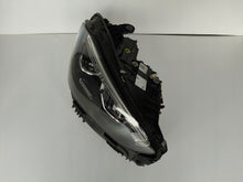 Laden Sie das Bild in den Galerie-Viewer, Frontscheinwerfer Mercedes-Benz W206 A2069067203 Full LED Rechts Headlight SCH6760023777hs