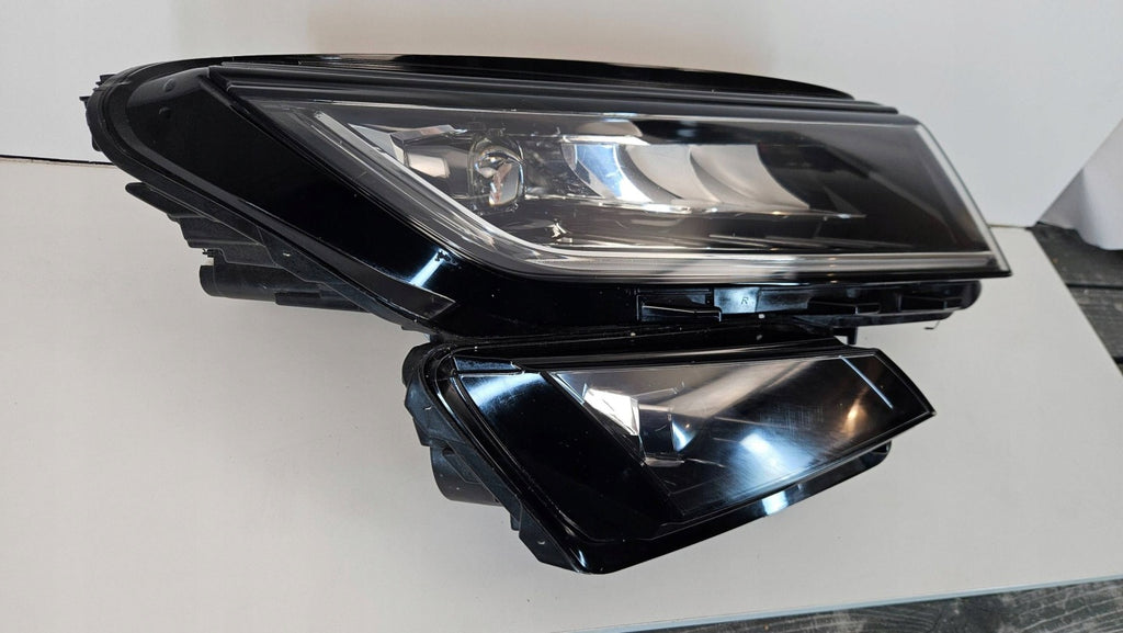 Frontscheinwerfer Skoda Kodiaq 566941016E4CAR Rechts Scheinwerfer Headlight SCH2588626457yn