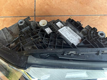 Laden Sie das Bild in den Galerie-Viewer, Frontscheinwerfer BMW G31 G30 5A388C3-04 LED Ein Satz Scheinwerfer Headlight SCH7194372207cz