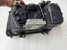Laden Sie das Bild in den Galerie-Viewer, Frontscheinwerfer VW Bora Rechts Scheinwerfer Headlight SCH1159875047uu