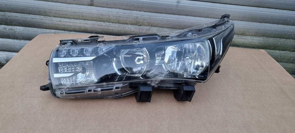 Frontscheinwerfer Toyota Corolla 81150-02E71 Links Scheinwerfer Headlight SCH4425591629dv