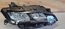 Laden Sie das Bild in den Galerie-Viewer, Frontscheinwerfer Peugeot 308 III 7101304 Rechts Scheinwerfer Headlight SCH5050427996al