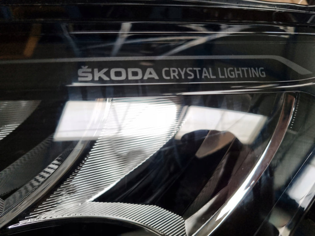 Frontscheinwerfer Skoda Enyaq 5LB941015 Full LED Links Scheinwerfer Headlight