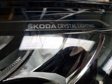 Laden Sie das Bild in den Galerie-Viewer, Frontscheinwerfer Skoda Enyaq 5LB941015 Full LED Links Scheinwerfer Headlight