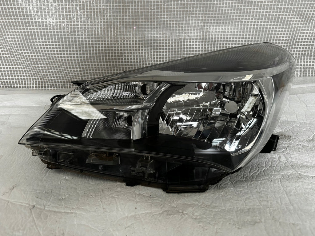 Frontscheinwerfer Toyota Yaris Links Scheinwerfer Headlight