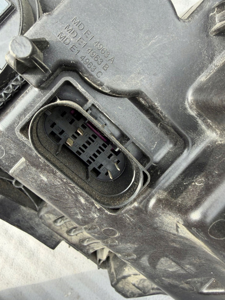 Frontscheinwerfer Mercedes-Benz W213 A2139067609 Q01ZGS001KOD 85122000 Rechts SCH3610676063xp