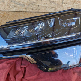 Frontscheinwerfer Skoda Karoq 57B941015F Links Scheinwerfer Headlight SCH5893132504px