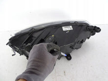 Laden Sie das Bild in den Galerie-Viewer, Frontscheinwerfer Seat Ateca 576941007 Ein Stück (Rechts oder Links) Headlight