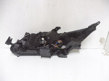 Laden Sie das Bild in den Galerie-Viewer, Frontscheinwerfer Mitsubishi Eclipse Cross LED Ein Stück (Rechts oder Links)