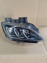 Laden Sie das Bild in den Galerie-Viewer, Frontscheinwerfer Hyundai Kona 92102-J9600 LED Rechts Scheinwerfer Headlight