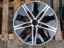 Laden Sie das Bild in den Galerie-Viewer, 1x Alufelge 18 Zoll 7.5" 5x112 44ET Glanz A2054018200 Mercedes-Benz A205 FEL8503390576pe