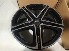 Laden Sie das Bild in den Galerie-Viewer, 1x Alufelge 19 Zoll 8.0" 5x112 43ET A2384010300 Mercedes-Benz Coupe Rim Wheel FEL5891714546hz
