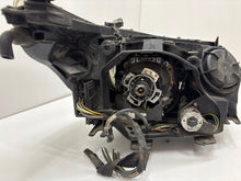 Laden Sie das Bild in den Galerie-Viewer, Frontscheinwerfer BMW 5 E60 E61 RUS28691 Links Scheinwerfer Headlight SCH1117438383um