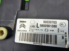 Laden Sie das Bild in den Galerie-Viewer, Frontscheinwerfer Citroën C4 Cactus 9800901380 Links Scheinwerfer Headlight