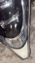 Laden Sie das Bild in den Galerie-Viewer, Frontscheinwerfer Hyundai Veloster Links Scheinwerfer Headlight SCH8343514661jo