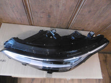 Load image into Gallery viewer, Frontscheinwerfer VW Golf VIII I 5H1941005A Full LED Links Headlight SCH7608039160ac