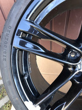 Laden Sie das Bild in den Galerie-Viewer, 1x Alufelge 20 Zoll 9.0" 5x120 7843716 BMW F06 F12 F13 Rim Wheel FEL2416187743ri