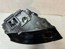 Laden Sie das Bild in den Galerie-Viewer, Frontscheinwerfer Audi A5 89317879 Xenon Links Scheinwerfer Headlight SCH2377347596ln