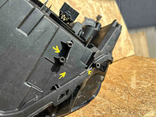 Laden Sie das Bild in den Galerie-Viewer, Frontscheinwerfer Peugeot 2008 II 9841641980 Full LED Rechts Headlight