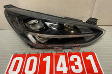 Laden Sie das Bild in den Galerie-Viewer, Frontscheinwerfer Ford Focus JX7B-13E014-CE Full LED Rechts Headlight SCH6019345008az