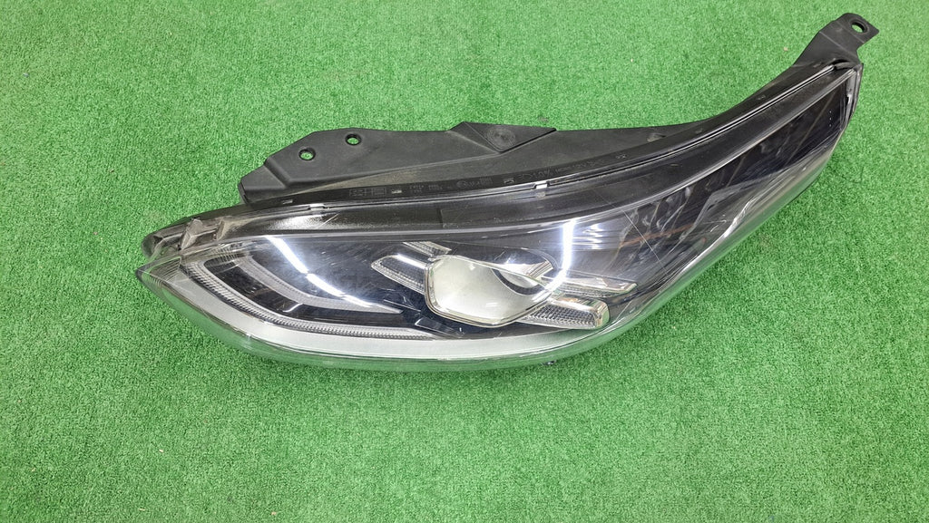 Frontscheinwerfer Kia Ceed 92101J7100 Links Scheinwerfer Headlight