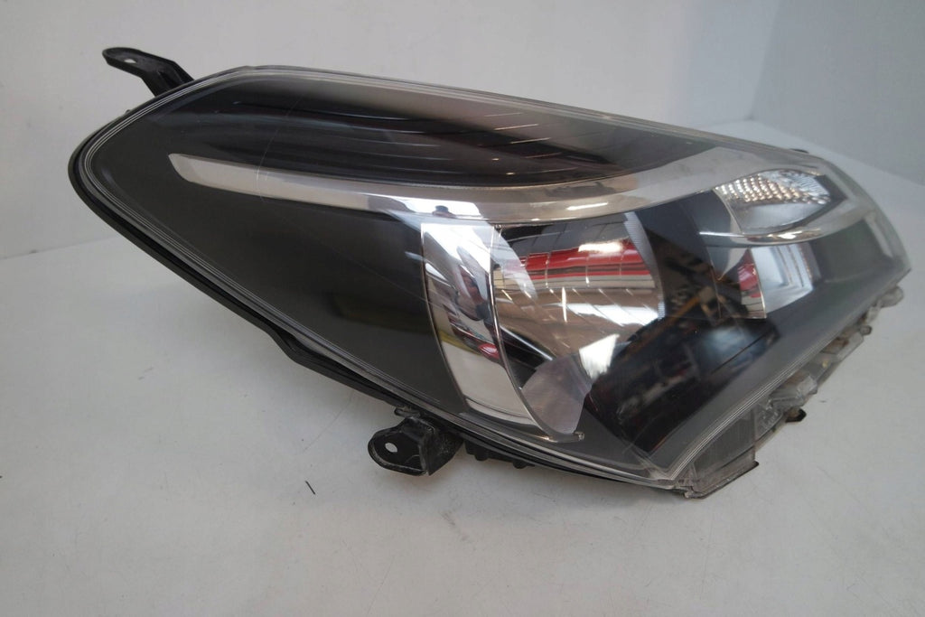Frontscheinwerfer Toyota Yaris AFG545 Rechts Scheinwerfer Headlight SCH6752558811br