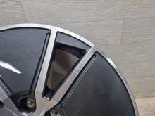 Laden Sie das Bild in den Galerie-Viewer, 1x Alufelge 17 Zoll 7.5" 5x112 38ET Glanz Grau 8W0601025DJ Audi A4 Mg Rim Wheel FEL6641365942qc