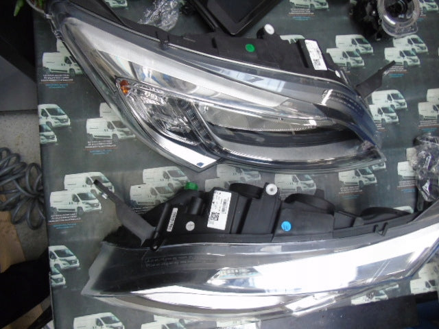 Frontscheinwerfer Citroën Jumper Ducato Boxer 1375099080 Ein Satz Headlight