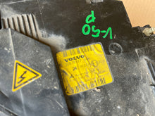 Load image into Gallery viewer, Frontscheinwerfer Volvo V50 30678917 Xenon Rechts Scheinwerfer Headlight SCH6186141818wl