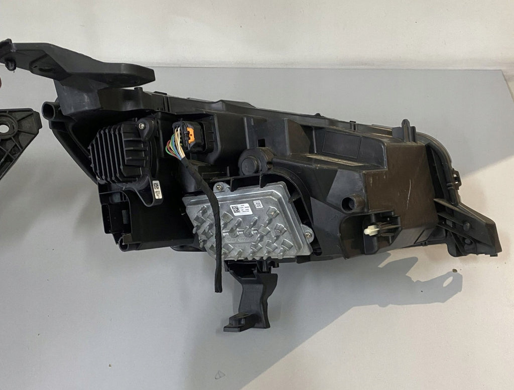 Frontscheinwerfer Peugeot 2008 II 9841641980 9841642080 LED Links Headlight SCH6168025492fk
